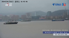 四川峨眉山远眺贡嘎雪山